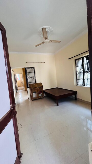 Room in 1 BHK Builder Floor at Malviya Nagar – for Rent
