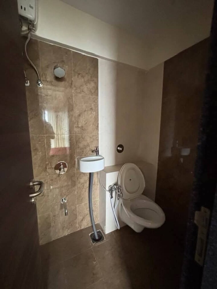 Bathroom, sethia-imperial-avenue 1 Bedroom 365 Sq.Ft. Apartment In Malad East Mumbai 9419612