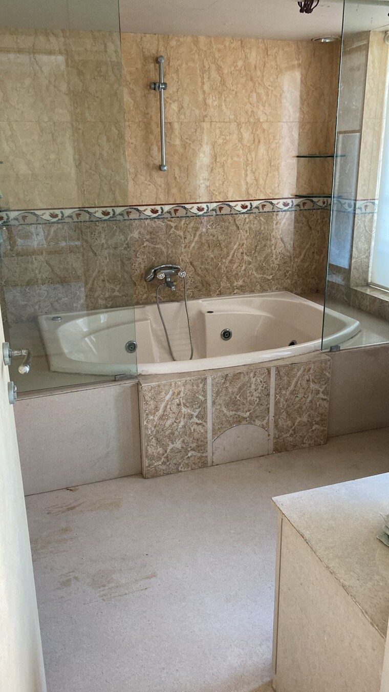 Kitchen, mittal-dariya-mahal 3 Bedroom 2000 Sq.Ft. Apartment In Malabar Hill Mumbai 9419631