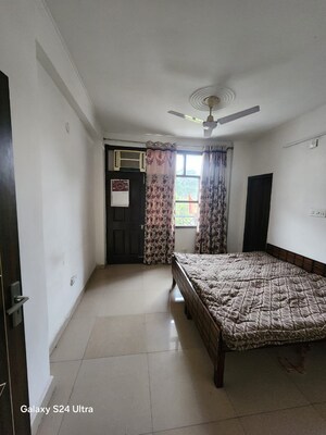 Bedroom in 3 BHK Apartment at Silver City Extention, Vip Road – for Rent