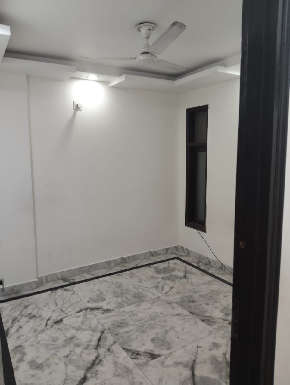 2 BHK Builder Floor For Sale in RWA Kalkaji DDA Flats L1 & L2