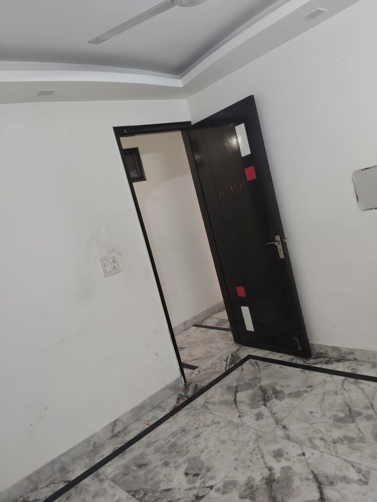 Bedroom, rwa-kalkaji-dda-flats-l1-l2 2 Bedroom 60 Sq.Yd. Builder Floor In Govindpuri Delhi 9419720