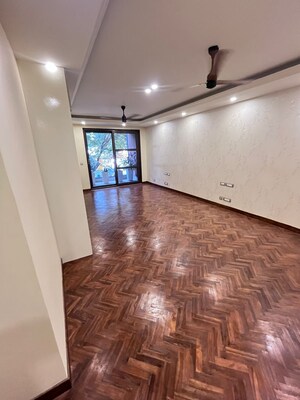 Furnished Amenities in 3 BHK Builder Floor at Sector 31 – for Rent