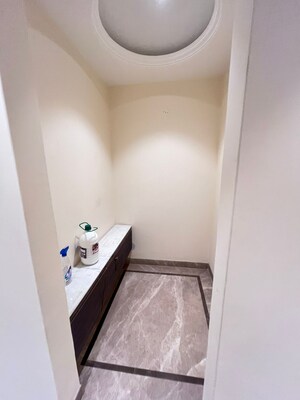 Furnished Amenities in 3 BHK Builder Floor at Sector 31 – for Rent