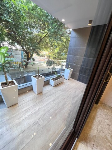 Balcony in 3 BHK Builder Floor at Sector 31 – for Rent