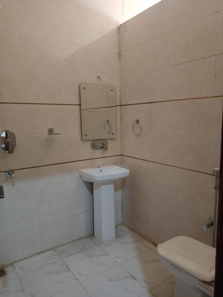 Master Bedroom, awho-apartments 2 Bedroom 1240 Sq.Ft. Builder Floor In Sector 22 Gurgaon 9419710