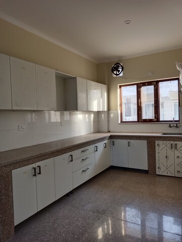 Kitchen in 2 BHK Builder Floor at AWHO Apartments, Sector 22 – for Rent