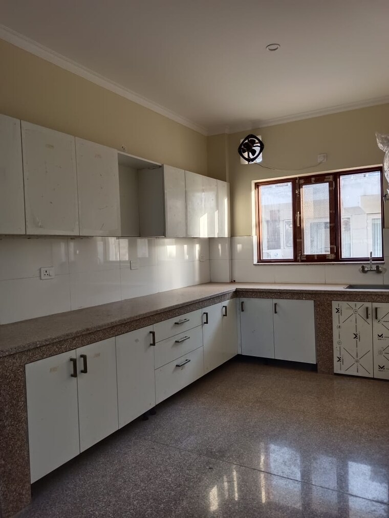 Kitchen, awho-apartments 2 Bedroom 1240 Sq.Ft. Builder Floor In Sector 22 Gurgaon 9419710