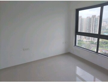 Room in 2 BHK Apartment at Kalpataru Immensa, Kolshet Road – for Rent