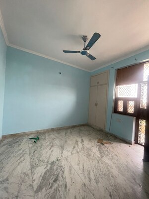Room in 2 BHK Builder Floor at Ashoka Enclave – for Rent