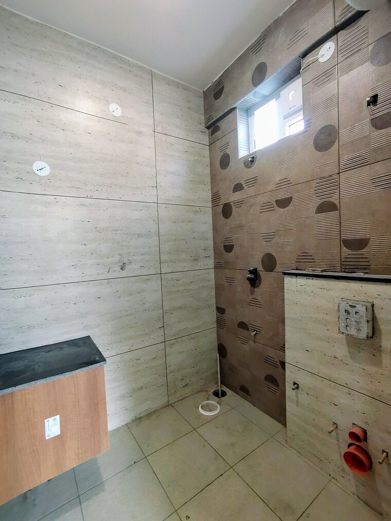 Bathroom, hsr layout 2 Bedroom 1250 Sq.Ft. Apartment In Hsr Layout Bangalore 9419732