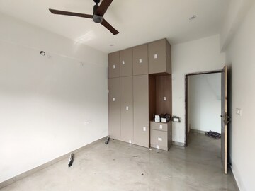 Room in 2 BHK Apartment at Hsr Layout – for Rent