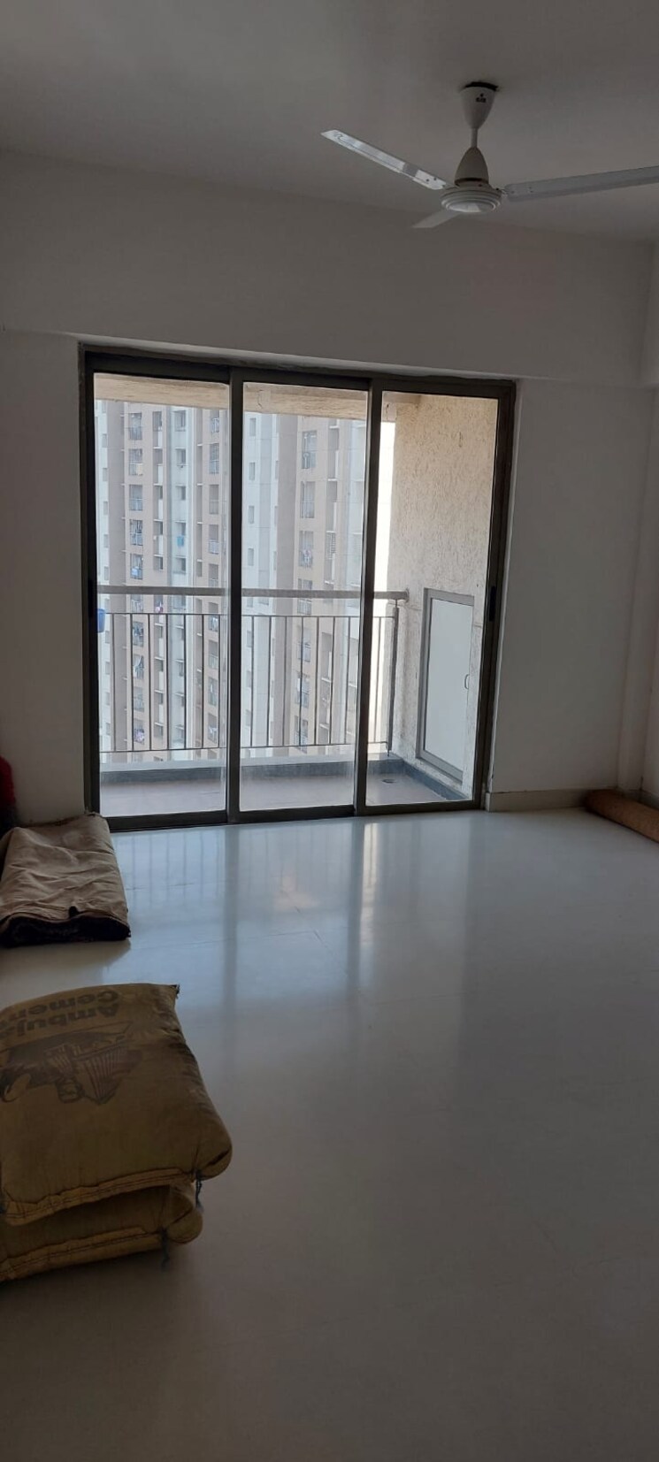 Room, lodha-splendora 2 Bedroom 701 Sq.Ft. Apartment In Ghodbunder Road Thane 9419711