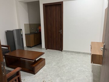 Living Room in 1 BHK Builder Floor at Sector 57 – for Rent