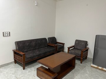 Living Room in 1 BHK Builder Floor at Sector 57 – for Rent