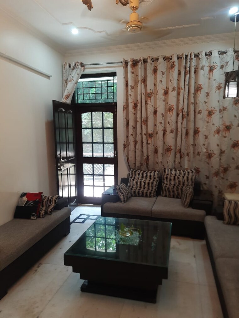 Living Room, unitech-infospace 2 Bedroom 1320 Sq.Ft. Builder Floor In Sector 21 Gurgaon 9419769