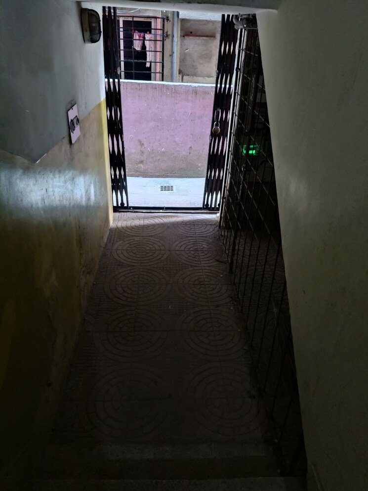 Room, dum dum park 3 Bedroom 1200 Sq.Ft. Apartment In Dum Dum Park Kolkata 9419795