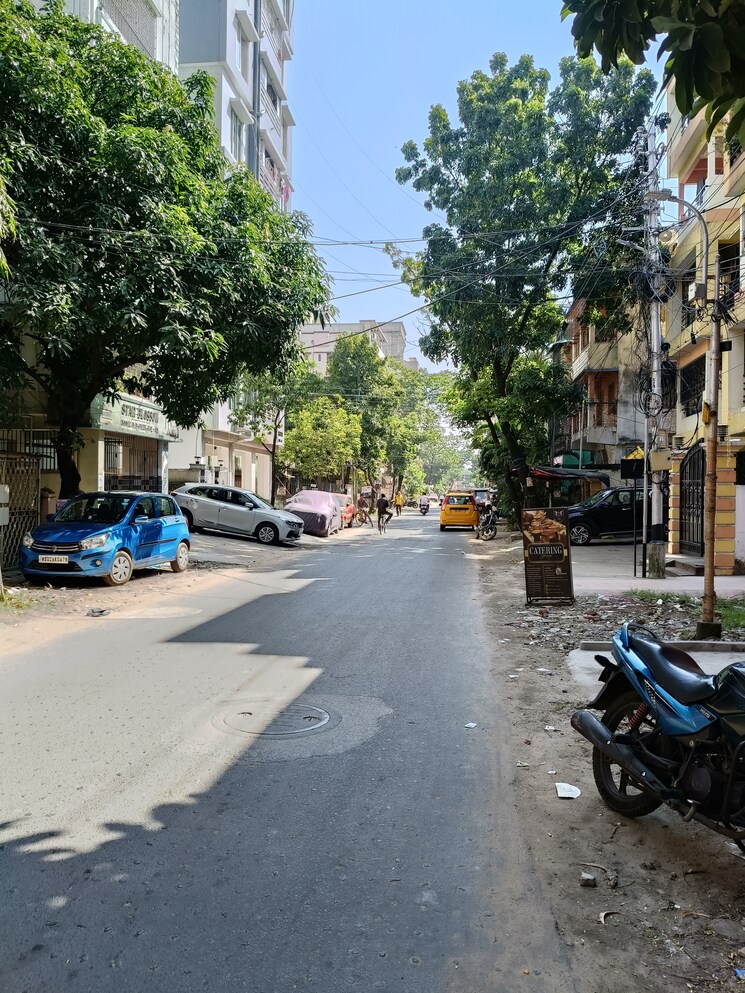  Parking, dum dum park 3 Bedroom 1200 Sq.Ft. Apartment In Dum Dum Park Kolkata 9419795