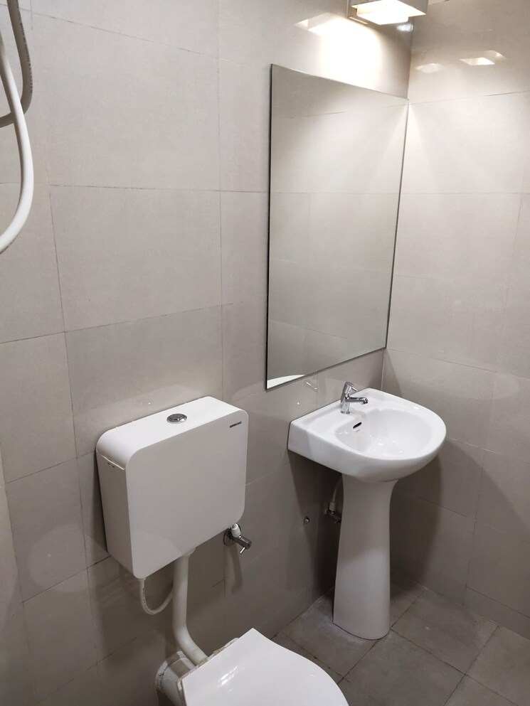 Bathroom, classique-mansion 2 Bedroom 1200 Sq.Ft. Apartment In Indiranagar Bangalore 9419760