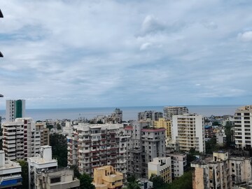 4 BHK Apartment – Exterior View View at Joy Legend, Khar West - for Rent