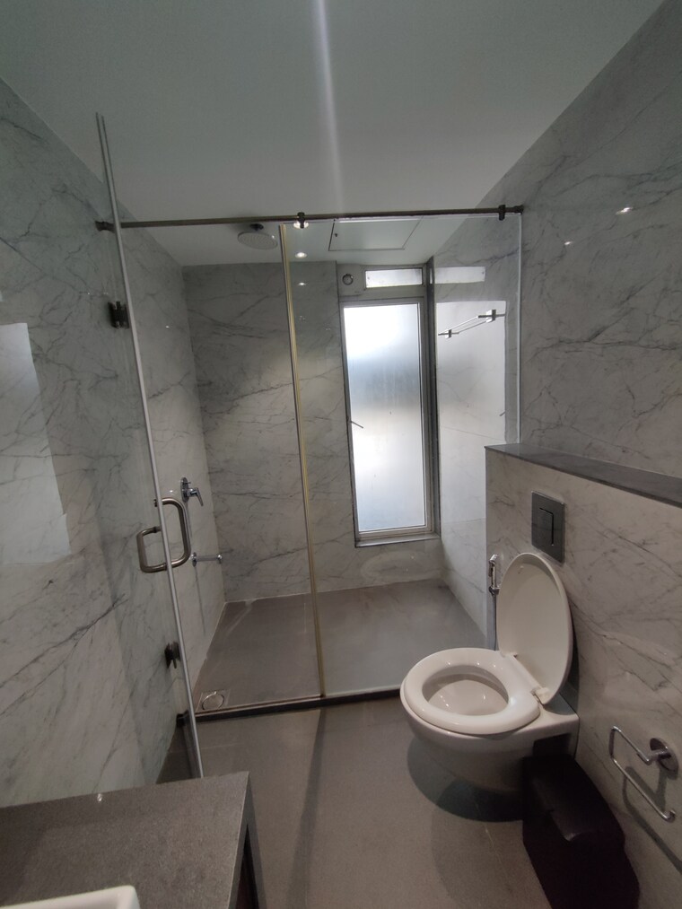 Bathroom, joy-legend 4 Bedroom 1962 Sq.Ft. Apartment In Khar West Mumbai 9419859