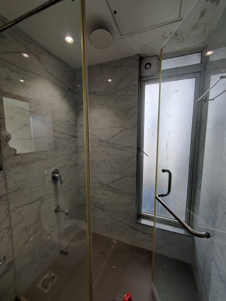 Bathroom, joy-legend 4 Bedroom 1962 Sq.Ft. Apartment In Khar West Mumbai 9419859