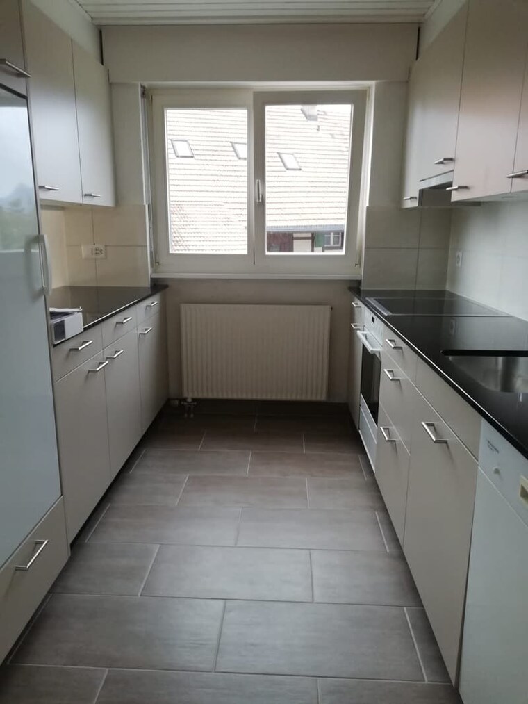 Kitchen, chattarpur 3 Bedroom 135 Sq.Yd. Builder Floor In Chattarpur Delhi 9419799