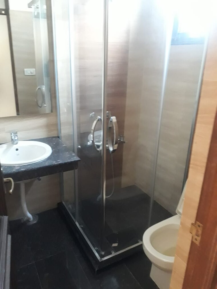 Bathroom, sector 11 3 Bedroom 1500 Sq.Ft. Builder Floor In Sector 11 Chandigarh 9419816