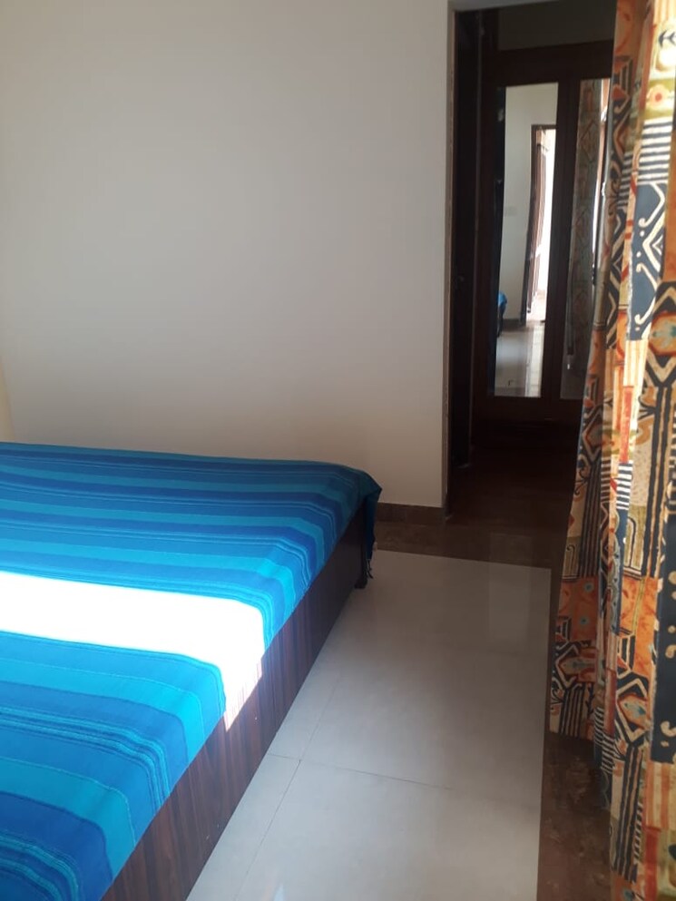 Bedroom, sector 11 3 Bedroom 1500 Sq.Ft. Builder Floor In Sector 11 Chandigarh 9419816