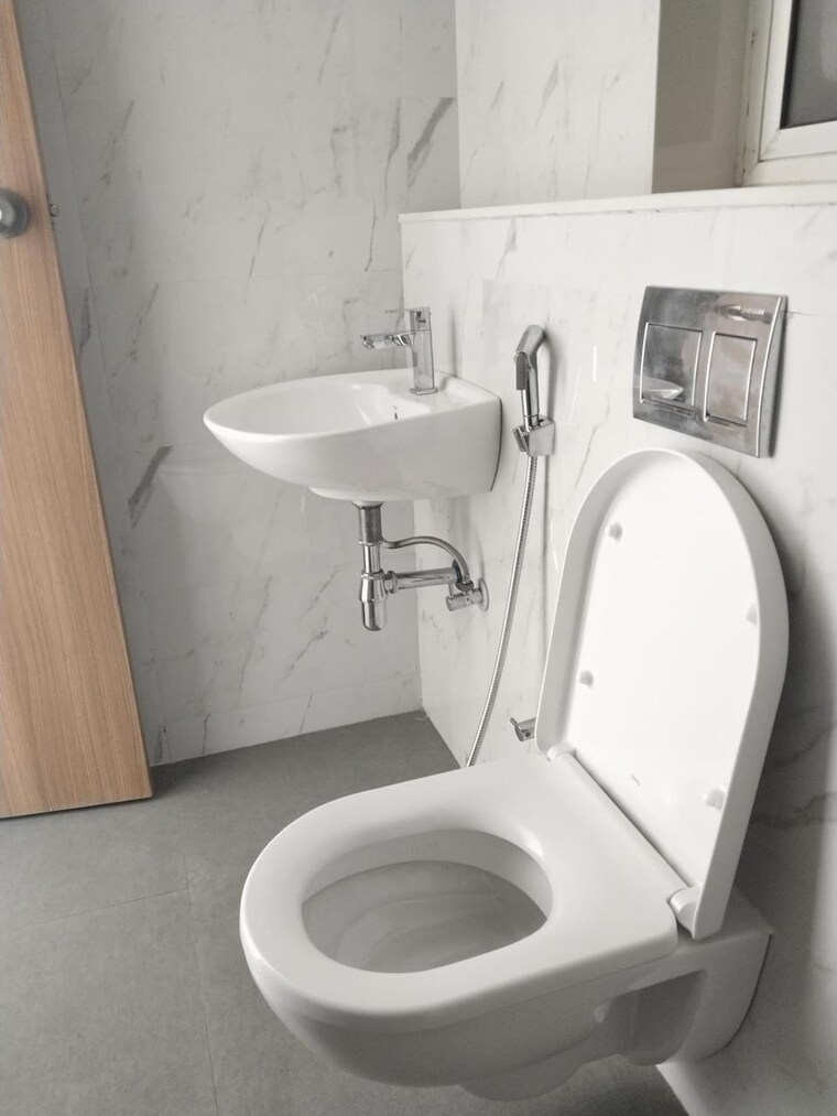 Bathroom, lodha-codename-premier 2 Bedroom 572 Sq.Ft. Apartment In Dombivli East Thane 9419850