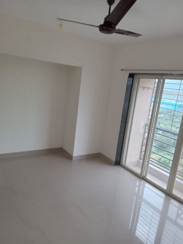 Room in 3 BHK Apartment at DB Parkwoods, Kasarvadavali – for Sale