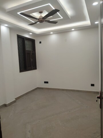 3 BHK Builder Floor For Sale in RWA Kalkaji DDA Flats L1 & L2, Govindpuri