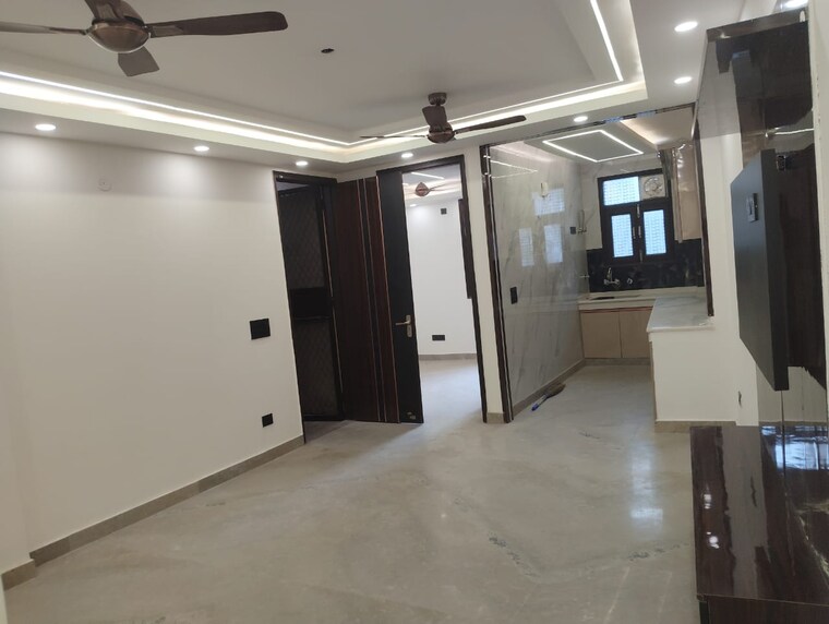 Room, rwa-kalkaji-dda-flats-l1-l2 3 Bedroom 120 Sq.Yd. Builder Floor In Govindpuri Delhi 9419866