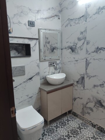 Bathroom in 3 BHK Builder Floor at RWA Kalkaji DDA Flats L1 & L2, Govindpuri – for Sale