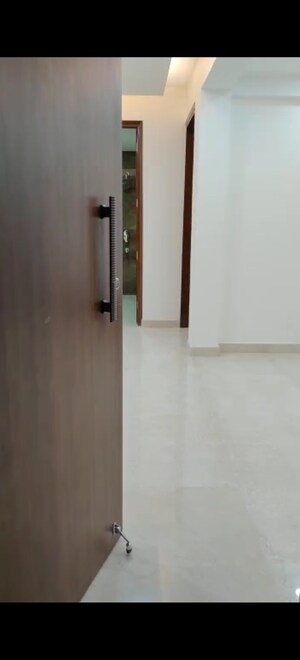 3 BHK Builder Floor For Rent in Sector 57