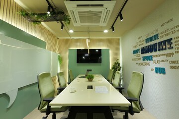  Office Space For Rent in Paldi