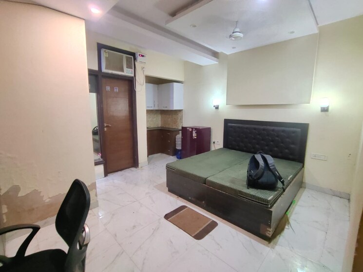 Bedroom, sushant lok i 1 RK 250 Sq.Ft. Builder Floor In Sushant Lok I Gurgaon 9419924