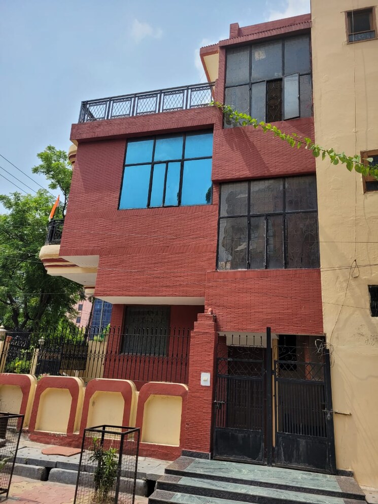 Exterior View, kanchan-vihar  4500 Sq.Ft. Plot In Dlf Ankur Vihar Ghaziabad 9419939