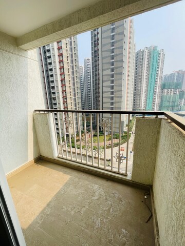 2.5 BHK Apartment For Sale in Lodha Codename Premier, Dombivli East