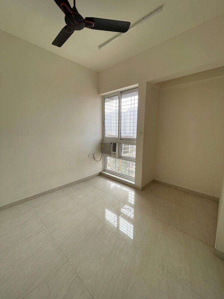 Room, lodha-codename-premier 2.5 Bedroom 720 Sq.Ft. Apartment In Dombivli East Thane 9419975