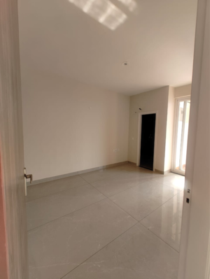 Room in 3 BHK Apartment at Sector 20 – for Sale