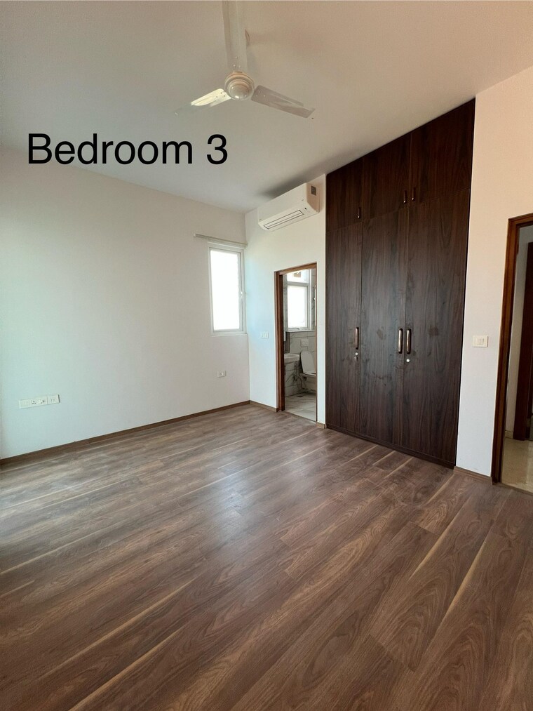 Room, dlf-park-place 3 Bedroom 2282 Sq.Ft. Apartment In Sector 54 Gurgaon 9419965