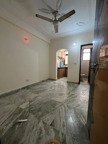 1 BHK Builder Floor For Rent in Saket