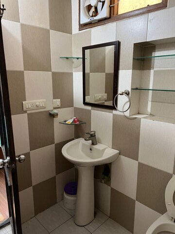 Master Bedroom in 3 BHK Independent House at Paradigm Business Hermitage Park, Dhakoli – for Rent