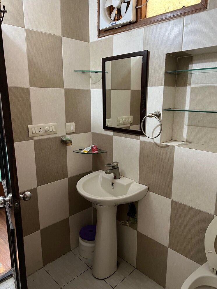 Master Bedroom, paradigm-business-hermitage-park 3 Bedroom 1833 Sq.Ft. Independent House In Dhakoli Zirakpur 9420063