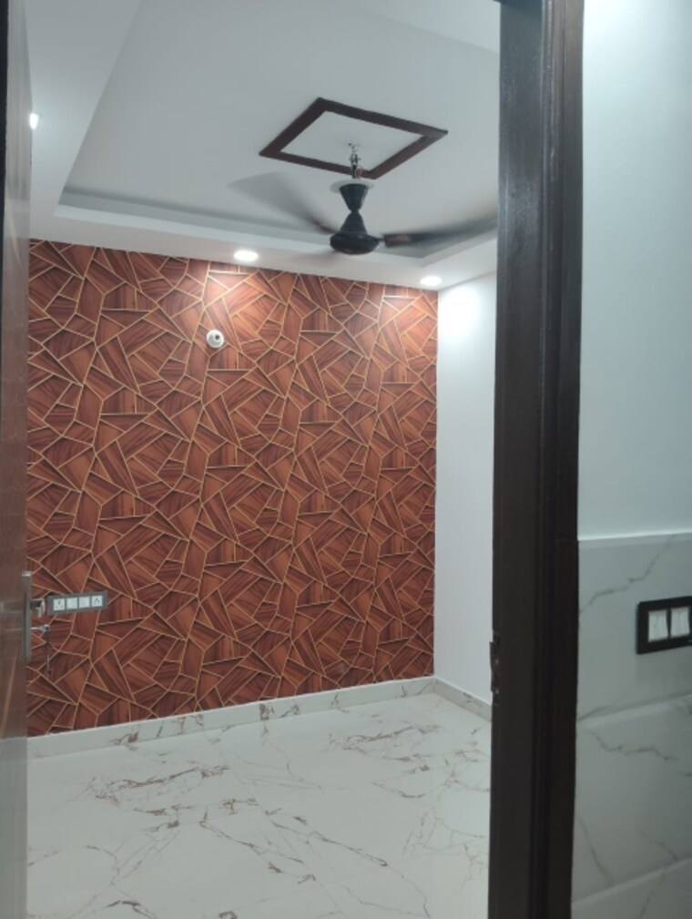 Room, rwa-kalkaji-dda-flats-l1-l2 3 Bedroom 100 Sq.Yd. Apartment In Govindpuri Delhi 9420017