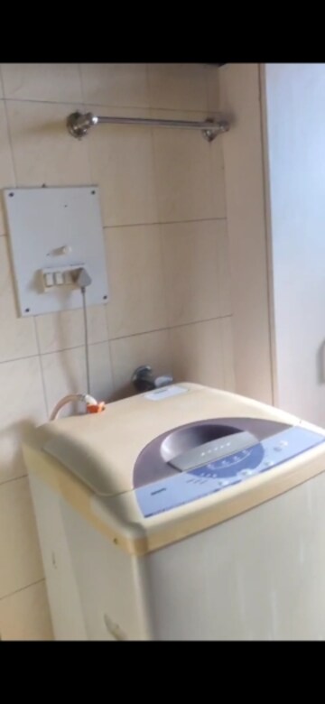 Furnished Amenities in 1 BHK Apartment at Hiranandani Princeton CHS, Powai – for Rent