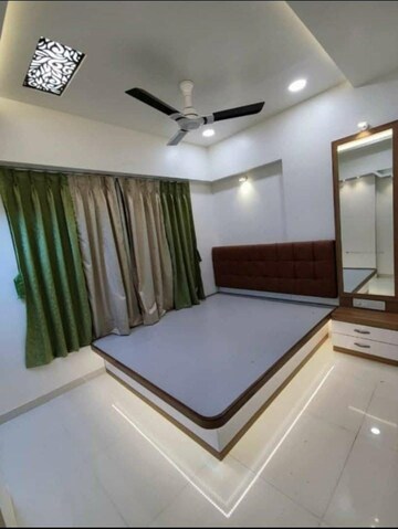 Team Area in 2 BHK Apartment at Shahenshah CHS, Koregaon Park – for Rent