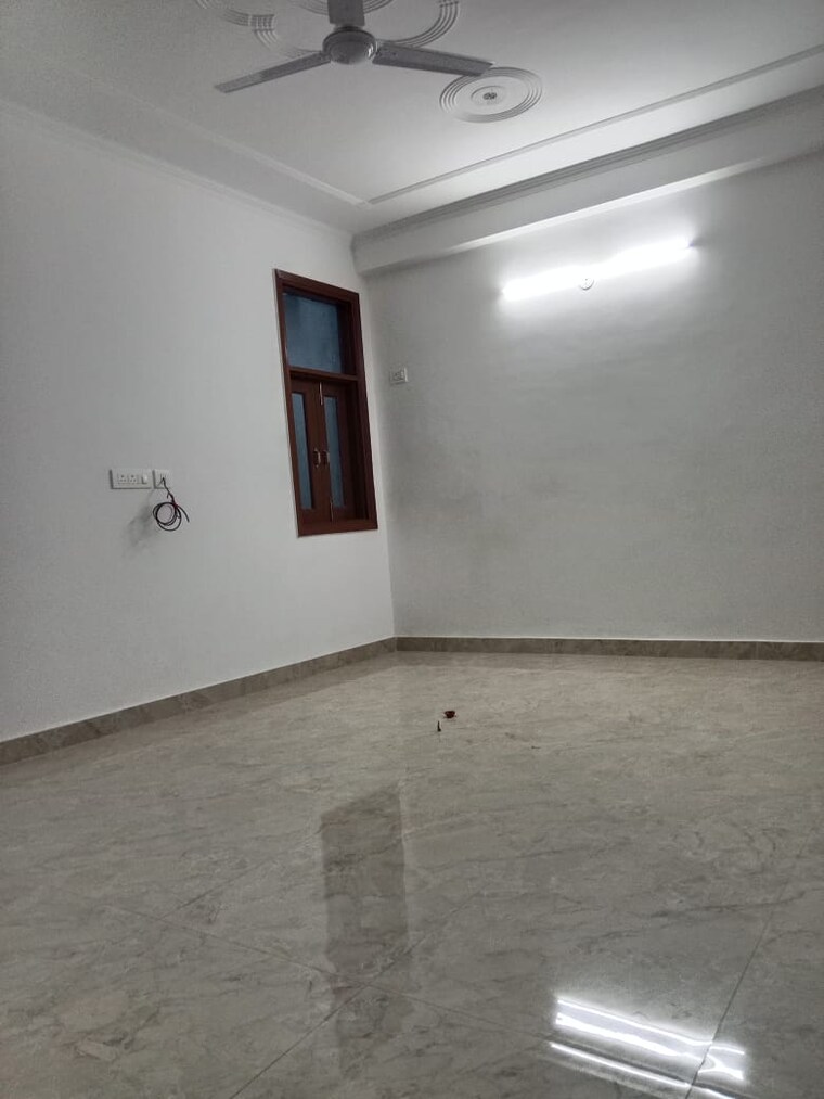 Room, saket 2 Bedroom 850 Sq.Ft. Builder Floor In Saket Delhi 9420100
