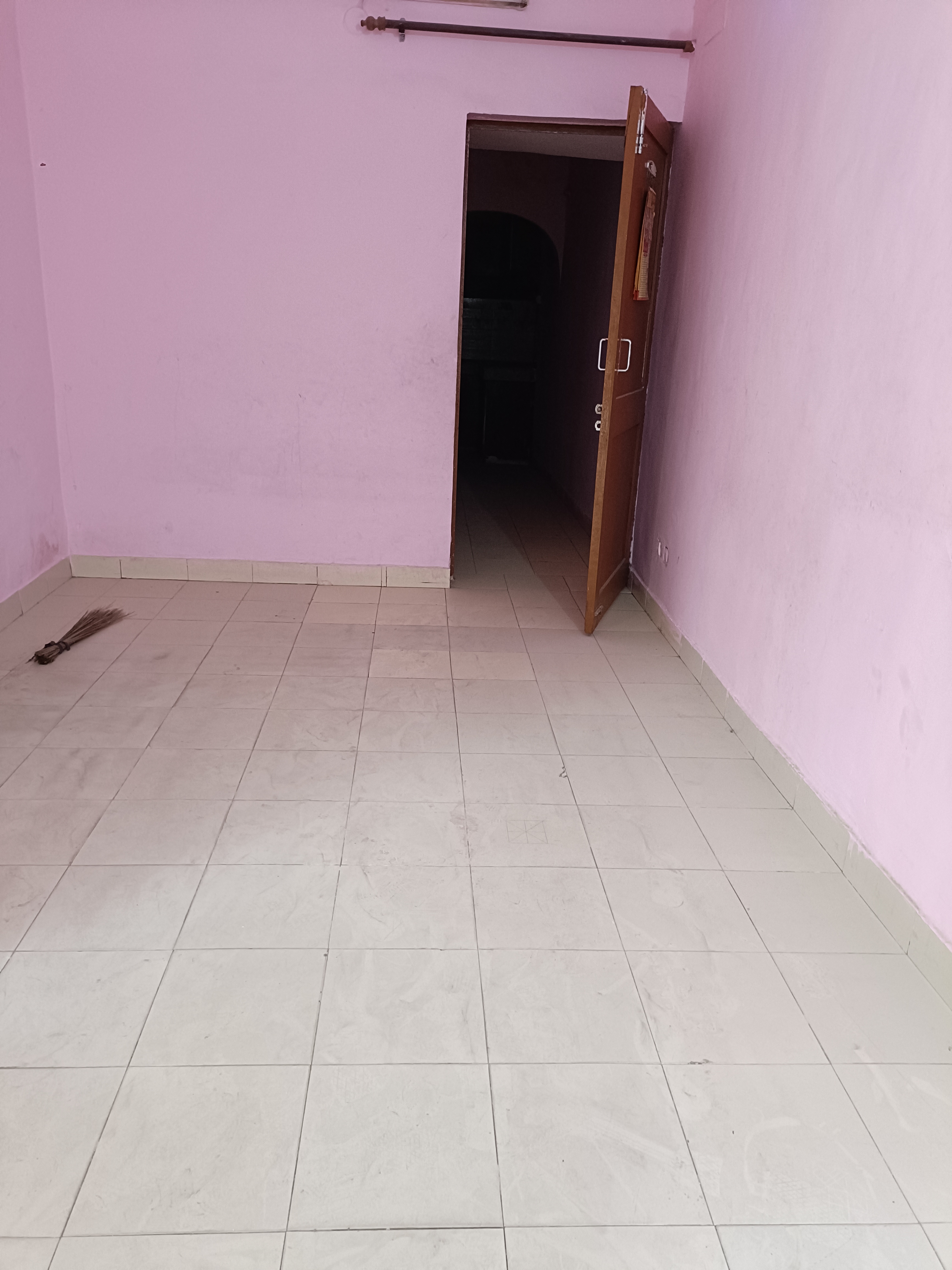 1 BHK Builder Floor For Rent in Sector 52